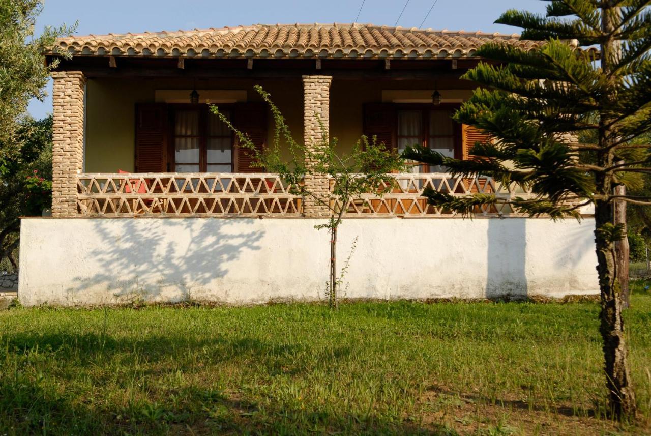 Lithies Farm Houses Vasilikos  Ngoại thất bức ảnh