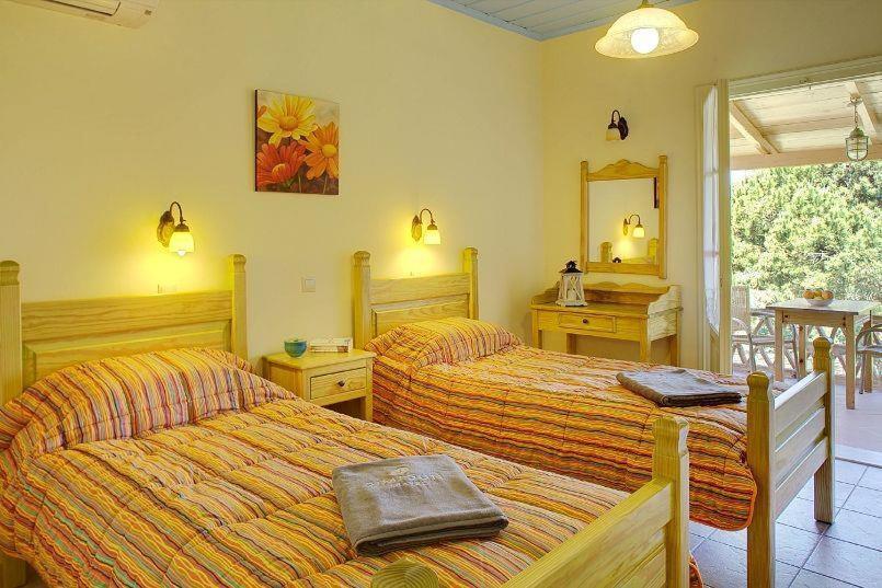 Lithies Farm Houses Vasilikos  Ngoại thất bức ảnh